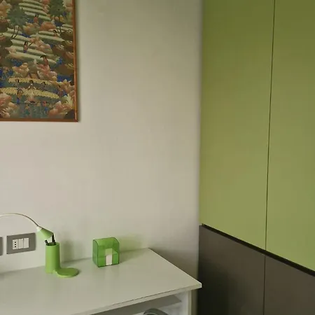Linea 4* Μιλάνο