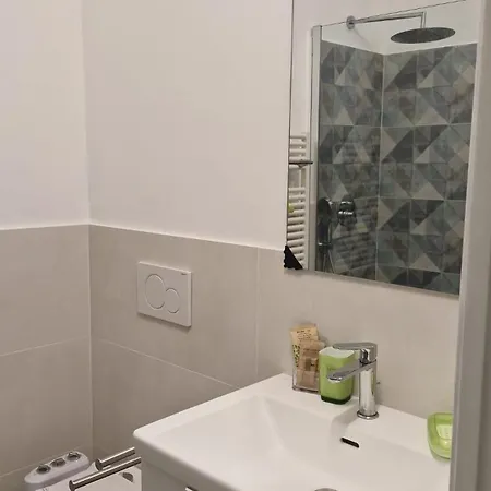 Linea Bed and Breakfast 4*
